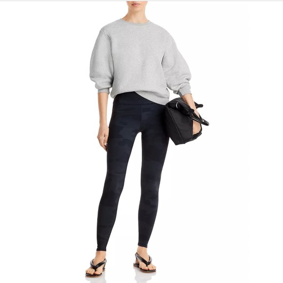 Alo Yoga High Waist Vapor Legging Black Camouflage XS NWT - Picture 2 of 16